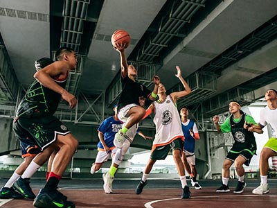 WNBA明尼苏达山猫vs洛杉矶火花