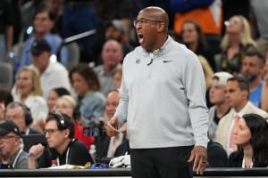 面包：NBA赛场竞争残酷 能和这群队员共事的际遇千载难逢