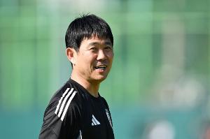 25场，日本队是未进过世界杯8强的球队里参赛场次最多的