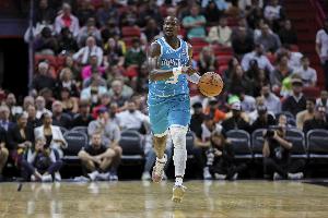 美媒：罗齐尔正试图重返NBA 但联盟和黄蜂队维持相关限制措施