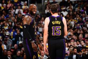Skip：里夫斯是我见过的从大学到NBA进步最大的球员 LBJ影响了他