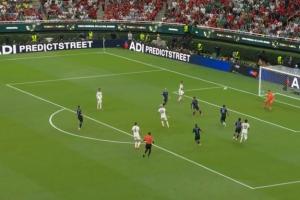 亚马尔内切喂饼，无人盯防的奥尔莫直接踢飞！